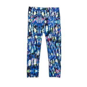 Fabletics Women's Define PowerHold Mid-Rise Capri Leggings